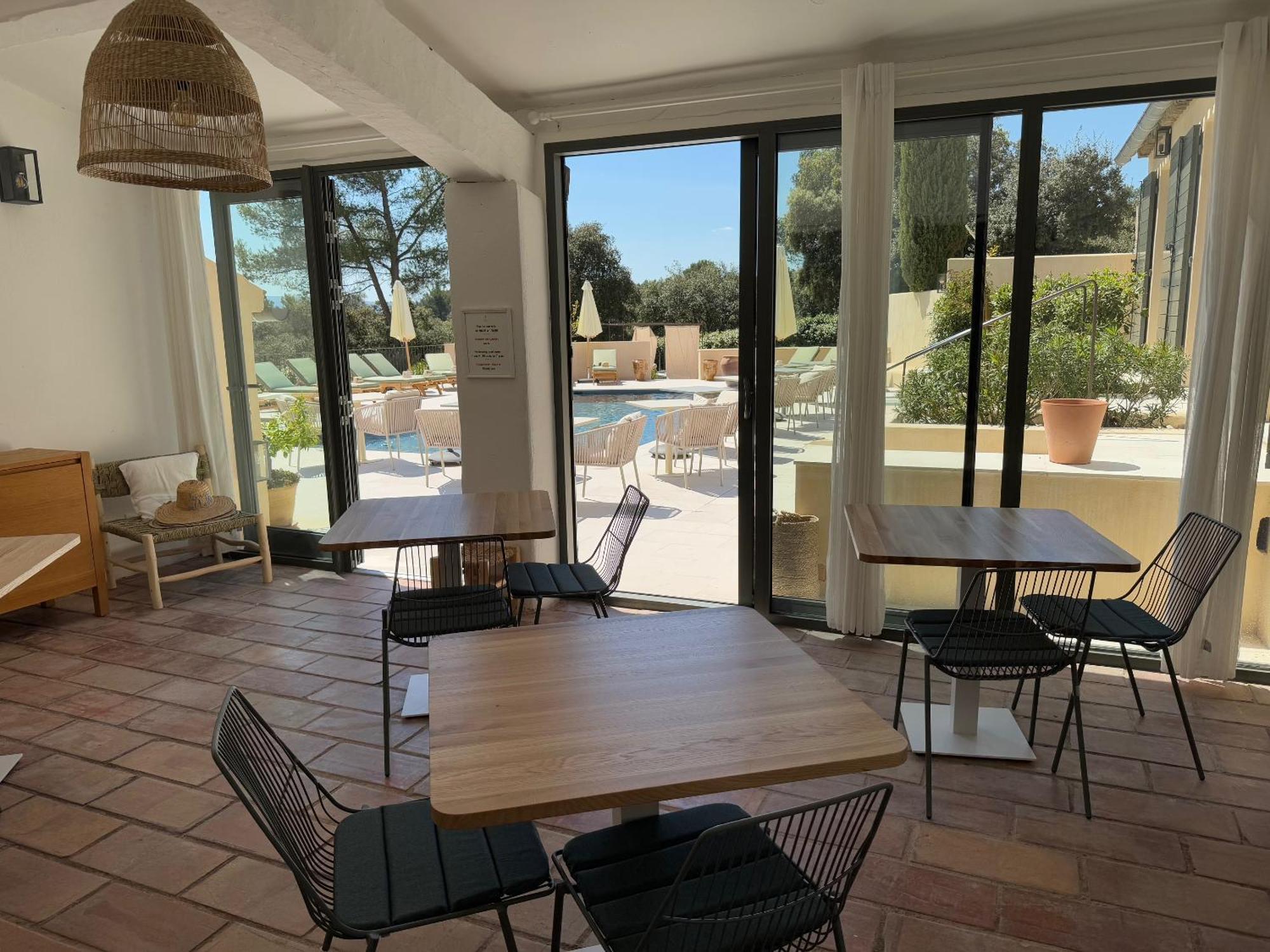 La Cle Des Champs, Boutique Hotel & Spa - Le Mas De Garrigon Roussillon en Isere المظهر الخارجي الصورة
