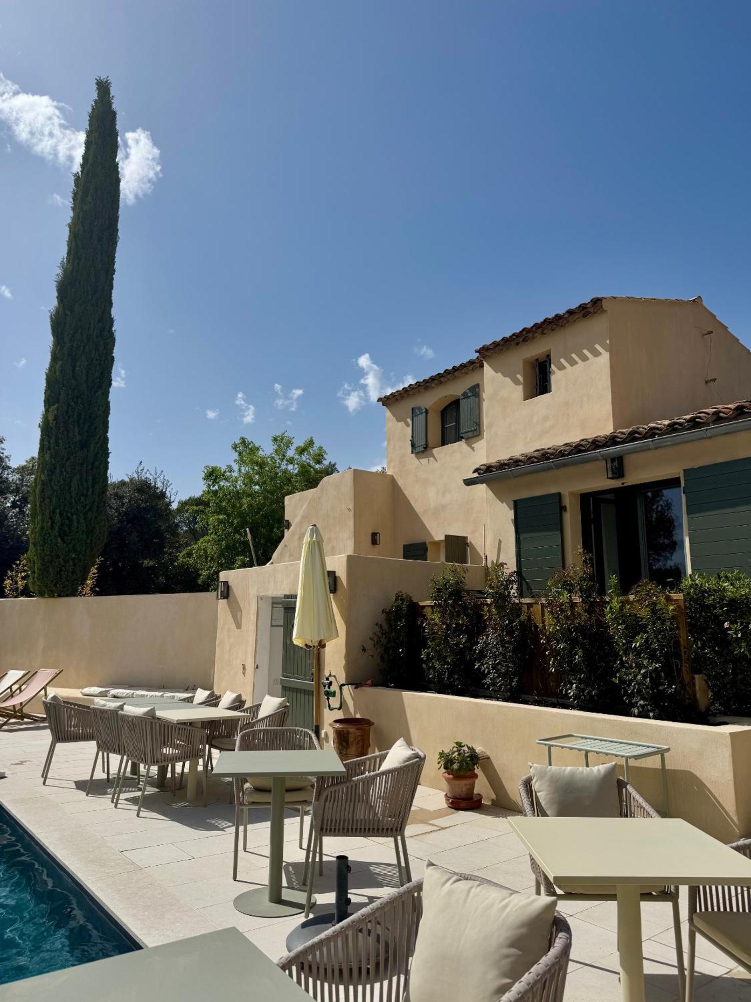 La Cle Des Champs, Boutique Hotel & Spa - Le Mas De Garrigon Roussillon en Isere المظهر الخارجي الصورة
